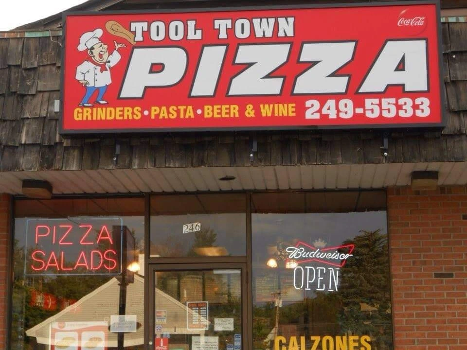 Tool Town Pizza
